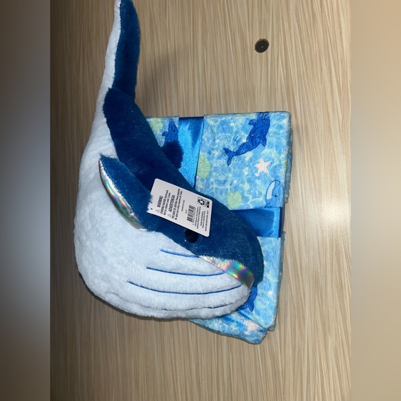 Whale Plush with Blanket Gift Set, Blue, 35" x 47" - Picture 4 of 4